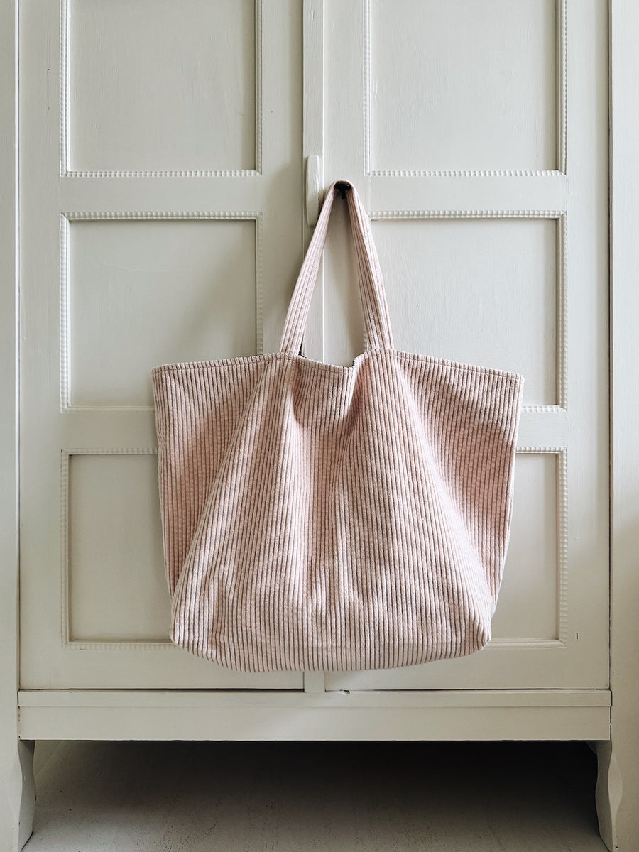 Big bag barely pink
