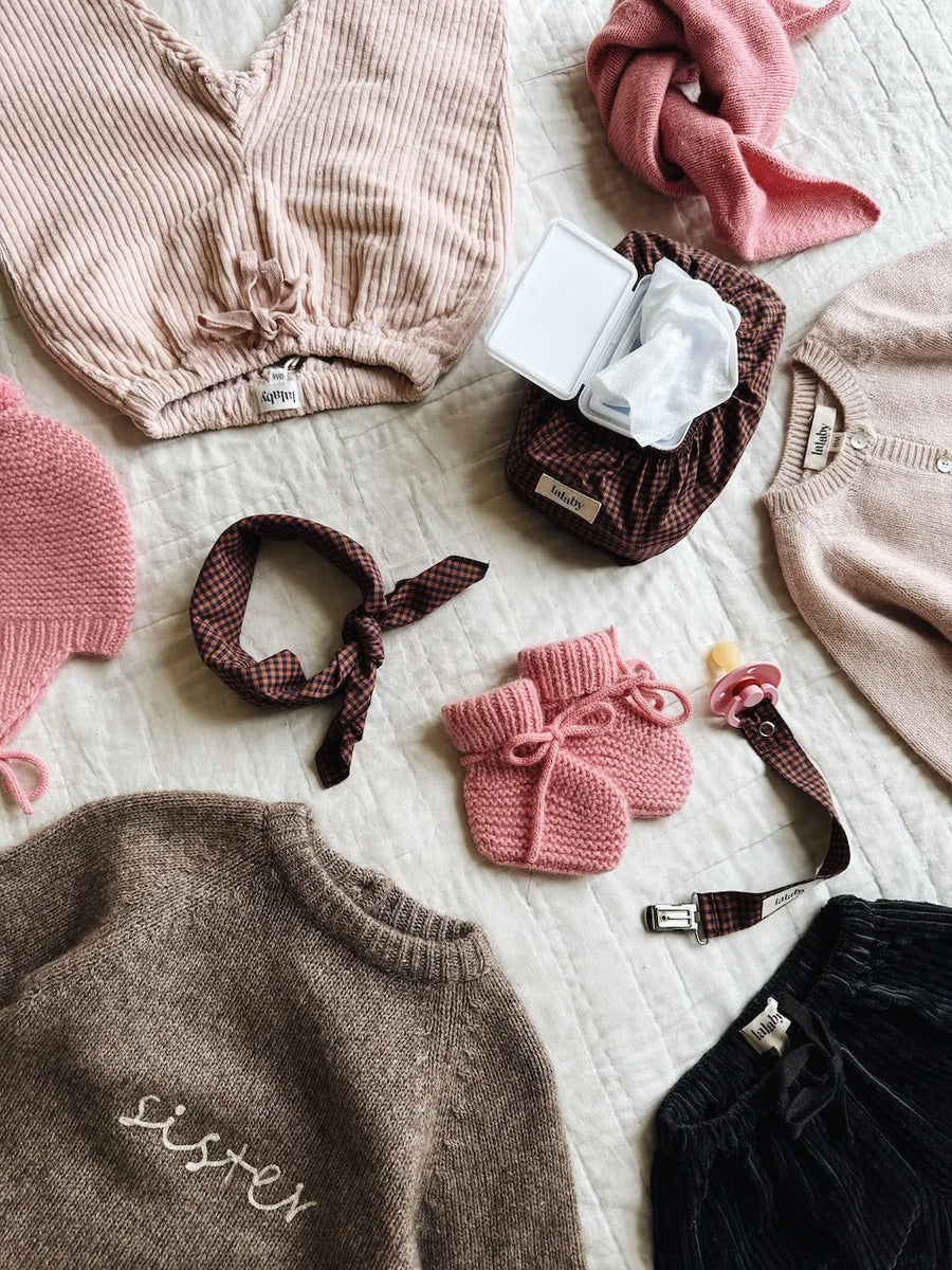 Wet wipe cover indigo check