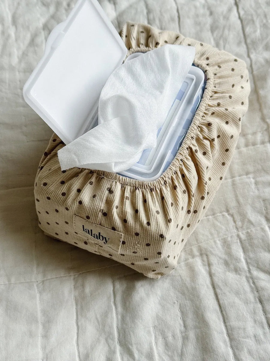 Wet wipe cover brown dot