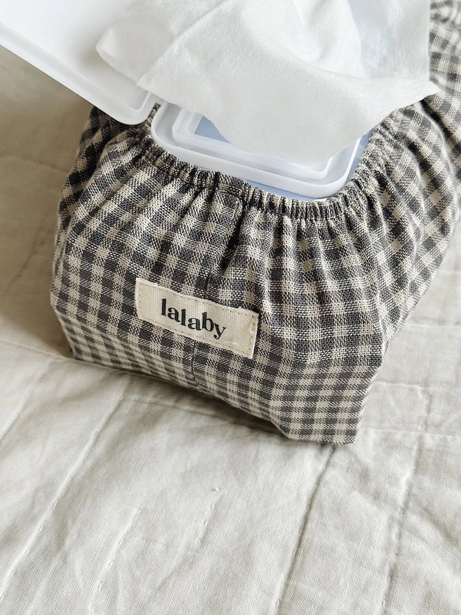 Wet wipe cover forest check