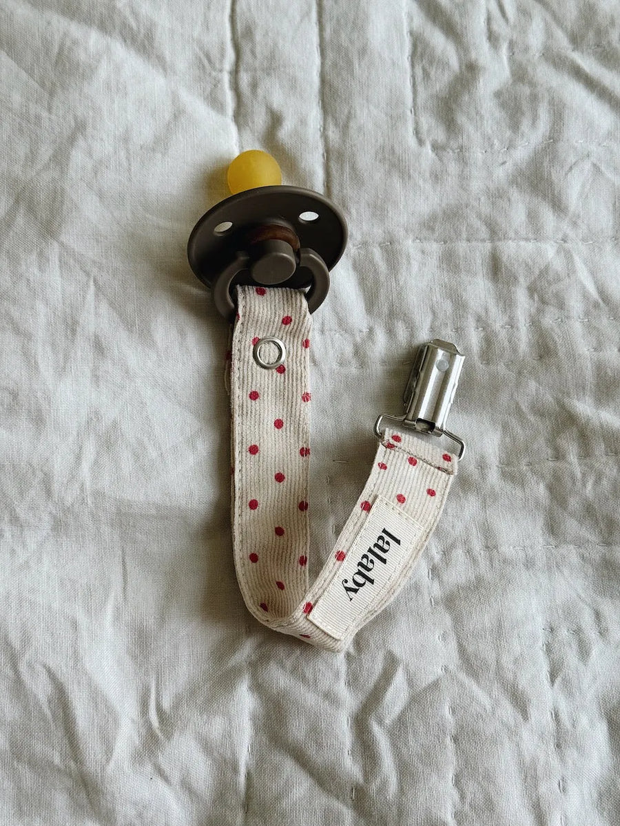Pacifier clip red dot