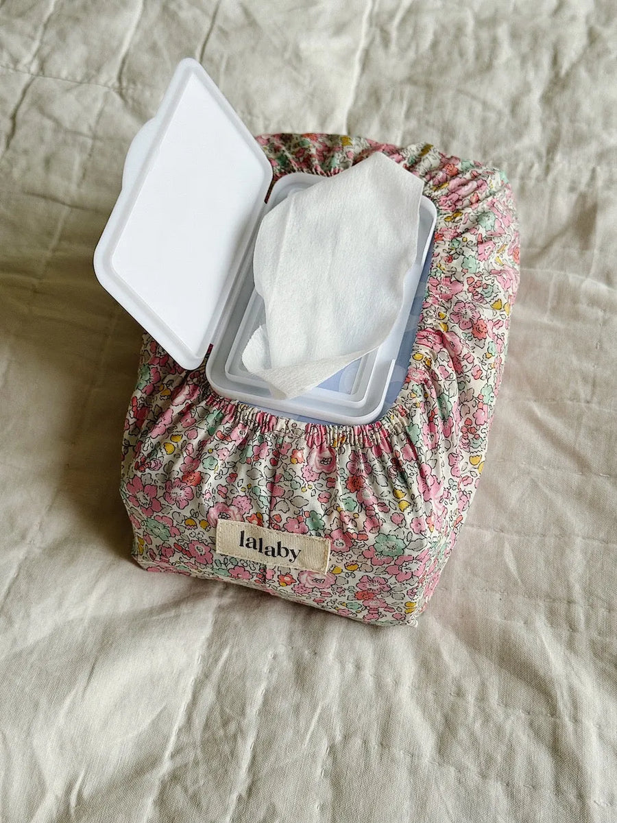 Wet wipe cover pink betsy