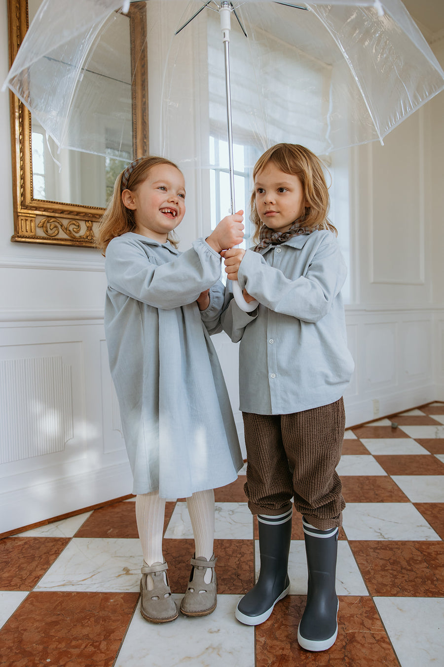 Audrey dress barely blue (kids)