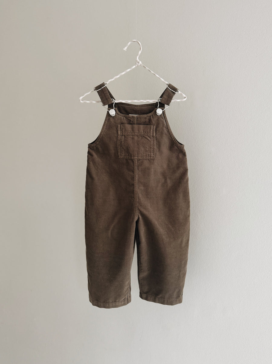 Ole overalls wood