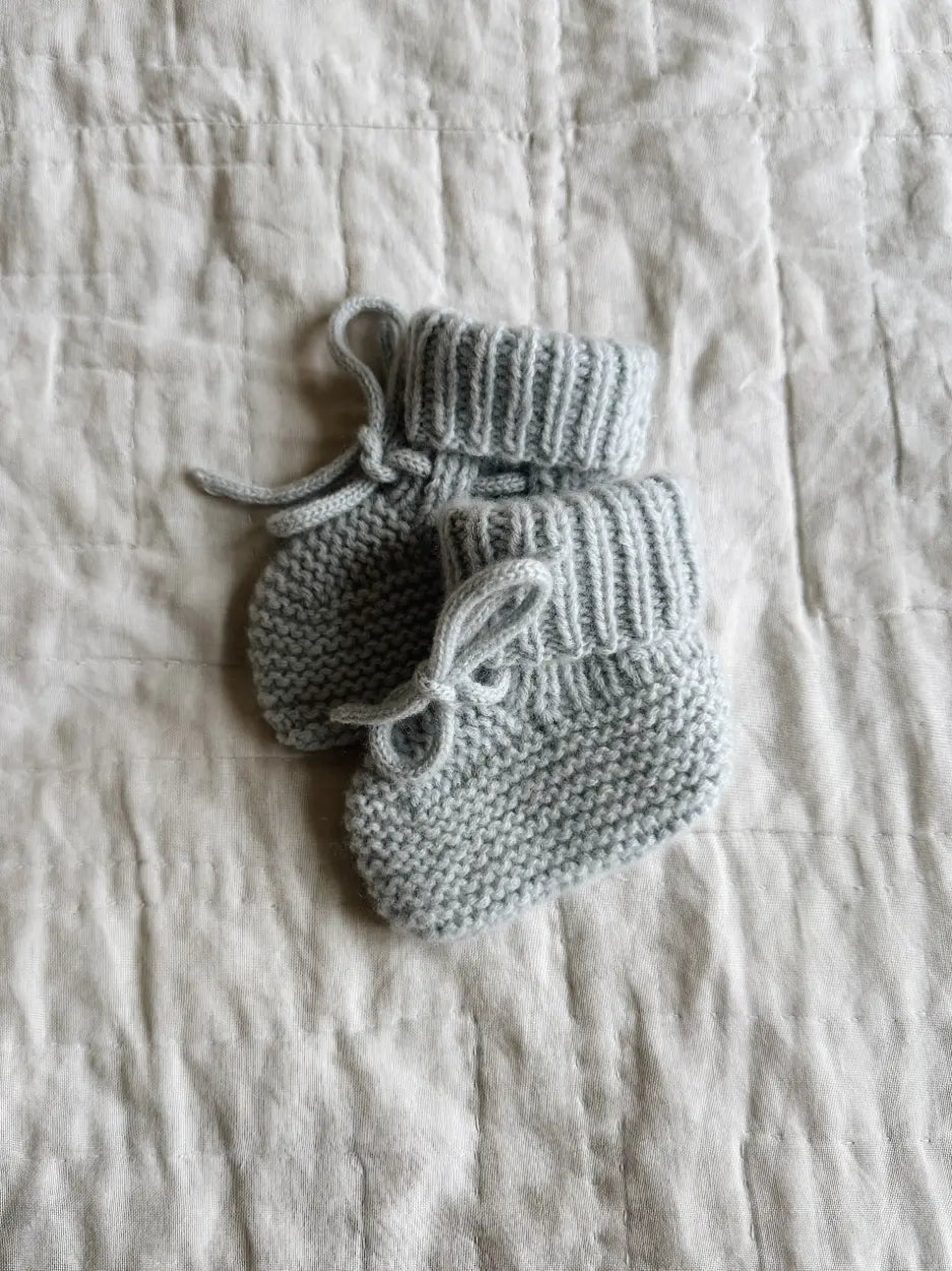 Lalaby knitted Alpha shoes for babies in bluey light blue cashmere