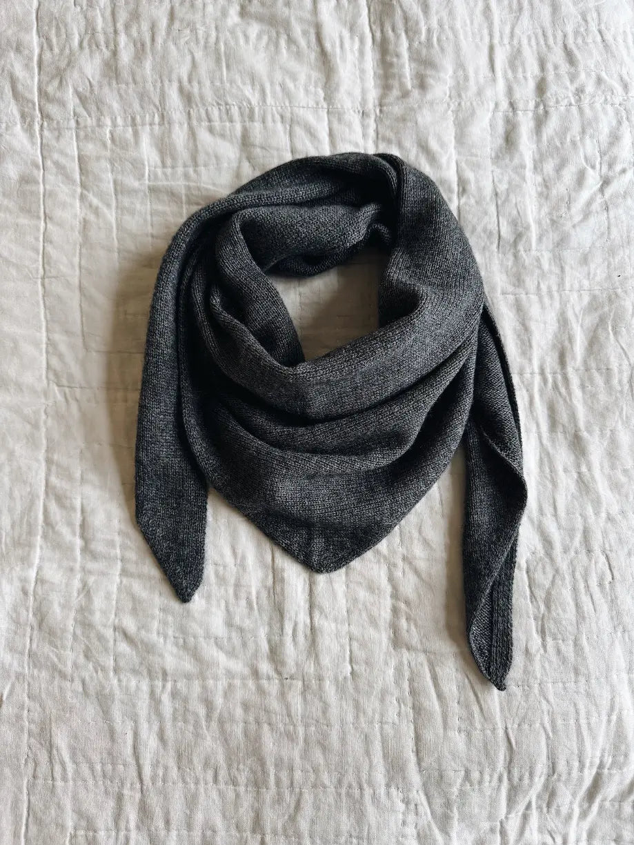 Lalaby Atlas scarf big for kids and adults in storm grey cashmere