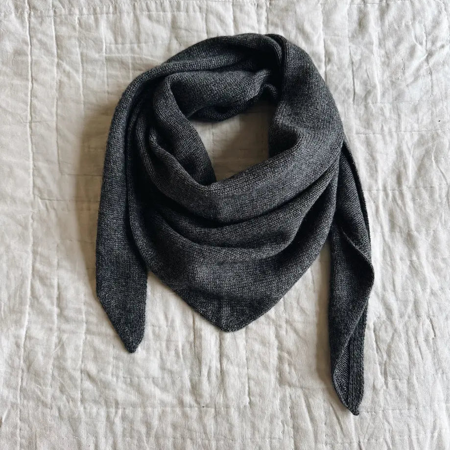 Lalaby Atlas scarf big for kids and adults in storm grey cashmere
