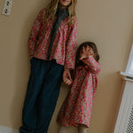 Girl wearing Lalaby Atlas scarf big in storm grey cashmere