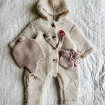 Baby outfit with Lalaby Bobo hat in powder pink cashmere