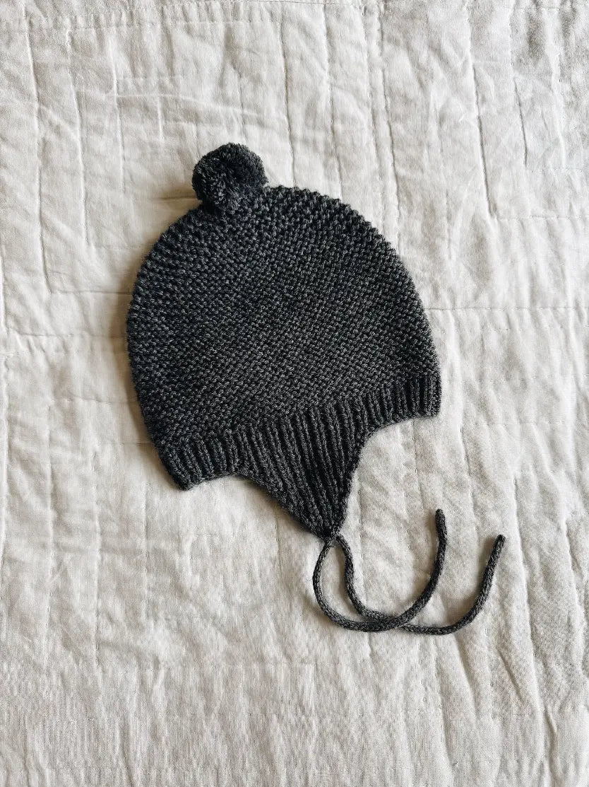 Lalaby knitted Bobo hat for babies in storm grey cashmere