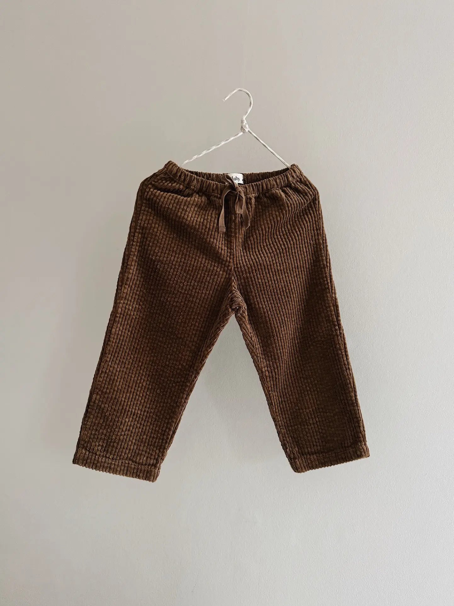 Lalaby Charlie trousers for kids in cookie brown organic cotton mega cord