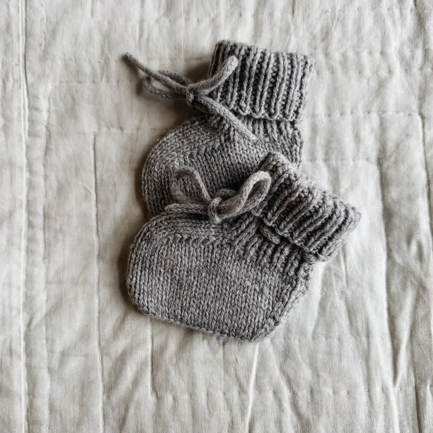 Lalaby knitted Cony shoes for babies in a grey baby wool, yak and cashnere blend
