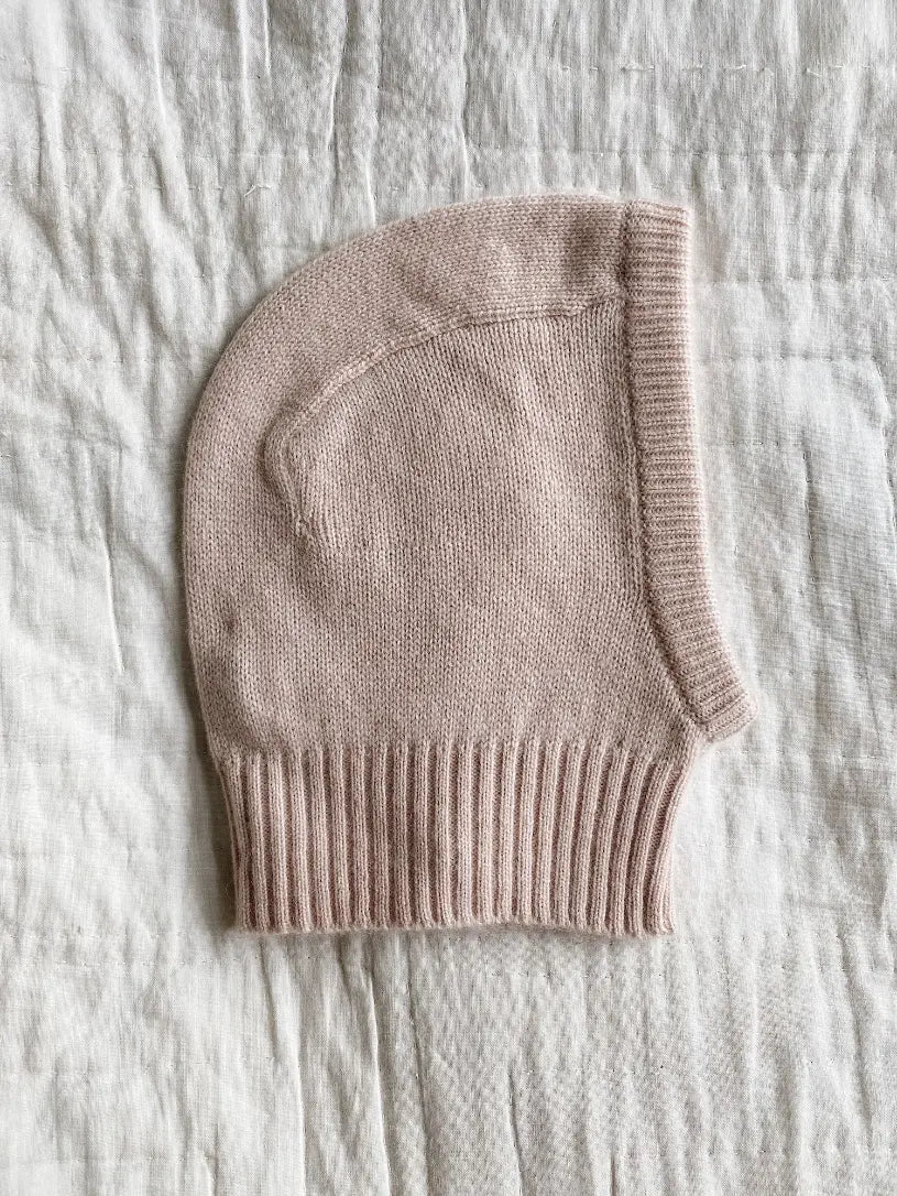 Lalaby Mio balaclava for babies and kids in powder pink cashmere