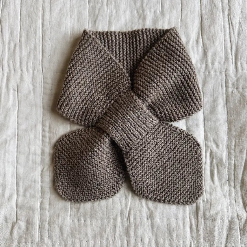 Lalaby Rita scarf for kids in toast brown cashmere