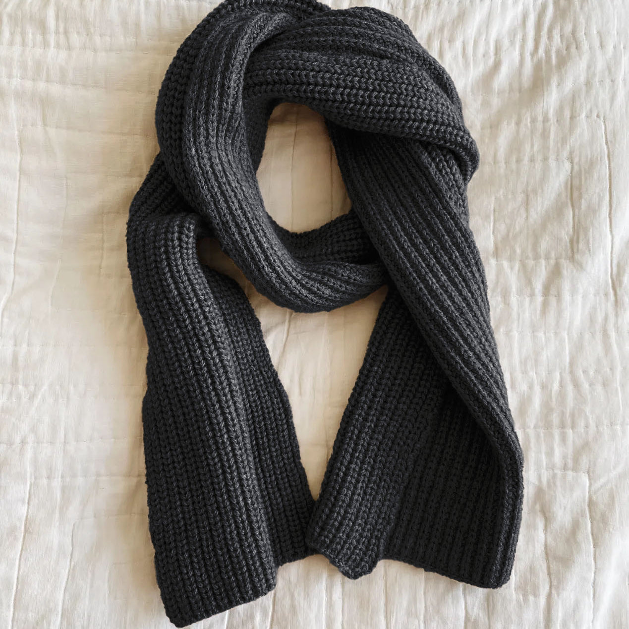Lalaby Seal scarf for kids and adults in storm grey cashmere