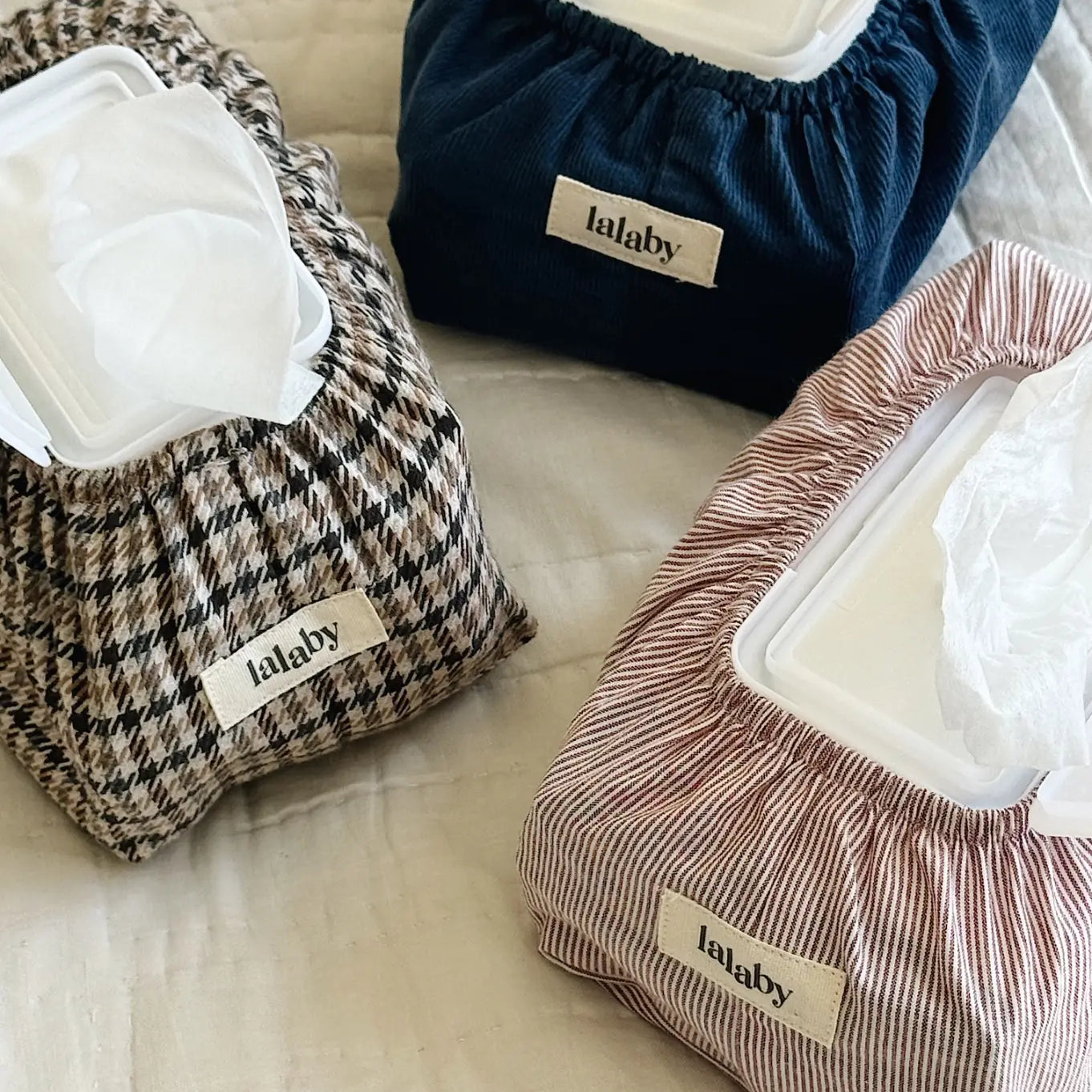 Lalaby - Wet wipe cover berry stripe