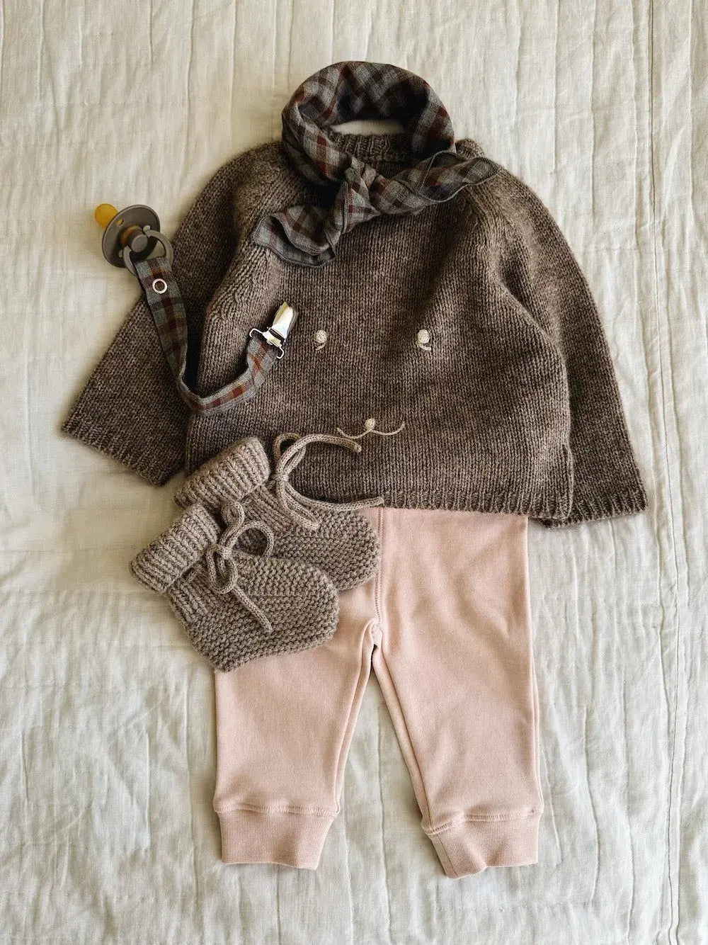 Lalaby baby outfit with Winnie jumper for babies in a millet brown baby wool, yak and cashmere blend 