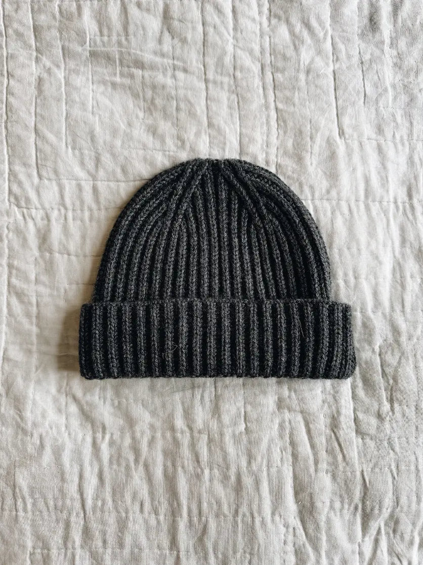 Lalaby Woody beanie for kids and adults in storm grey cashmere