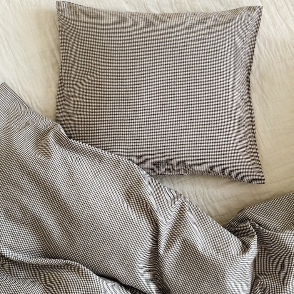 Lalaby - Classic junior bedding tiny check brown