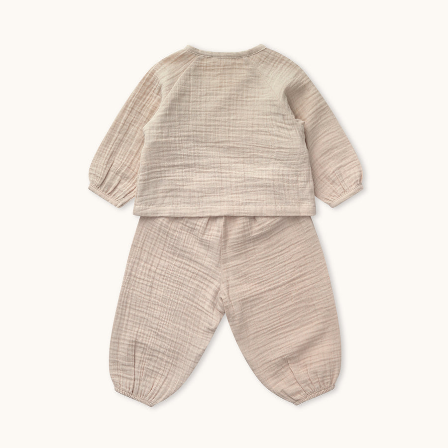 Willow set sand